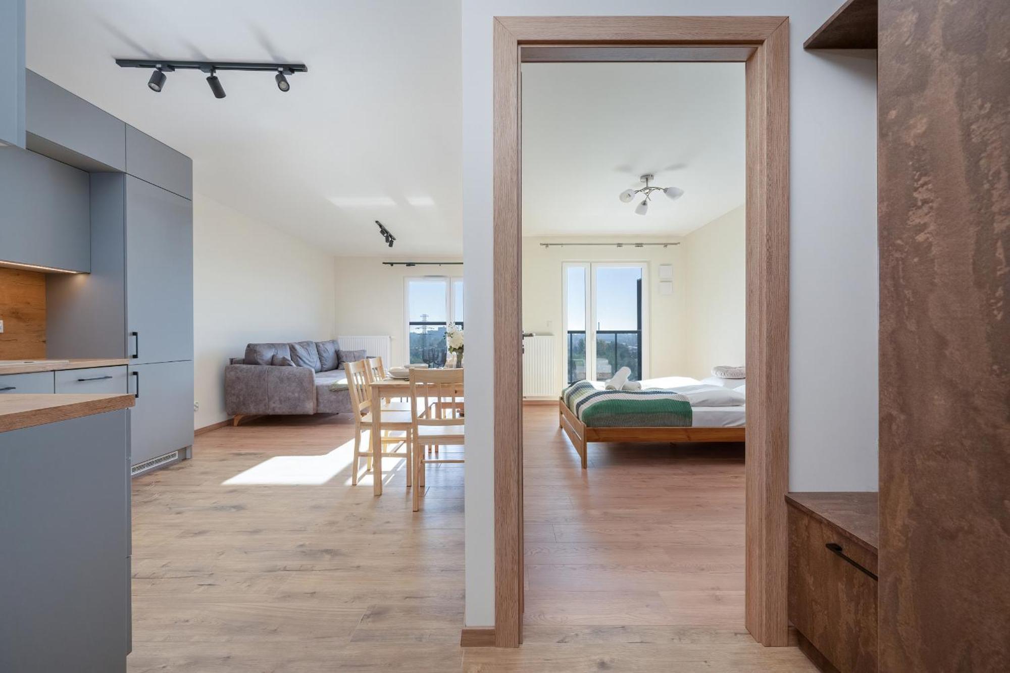 Wroclaw 1-Bedroom Apartment With Parking & Balcony By Noclegi Renters Exterior photo